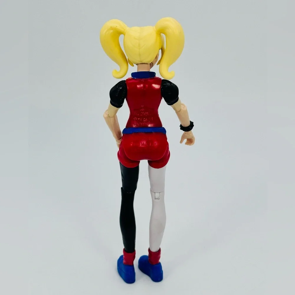 DC Superhero Girls Harley Quinn 6